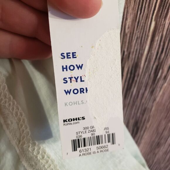 APT 9 Robe  - Picture 6 of 6